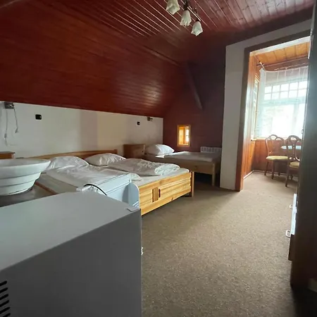 Penzion Rejviz Hotel